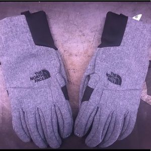 THE NORTH FACE APEX PLUS ETIP™ GLOVES